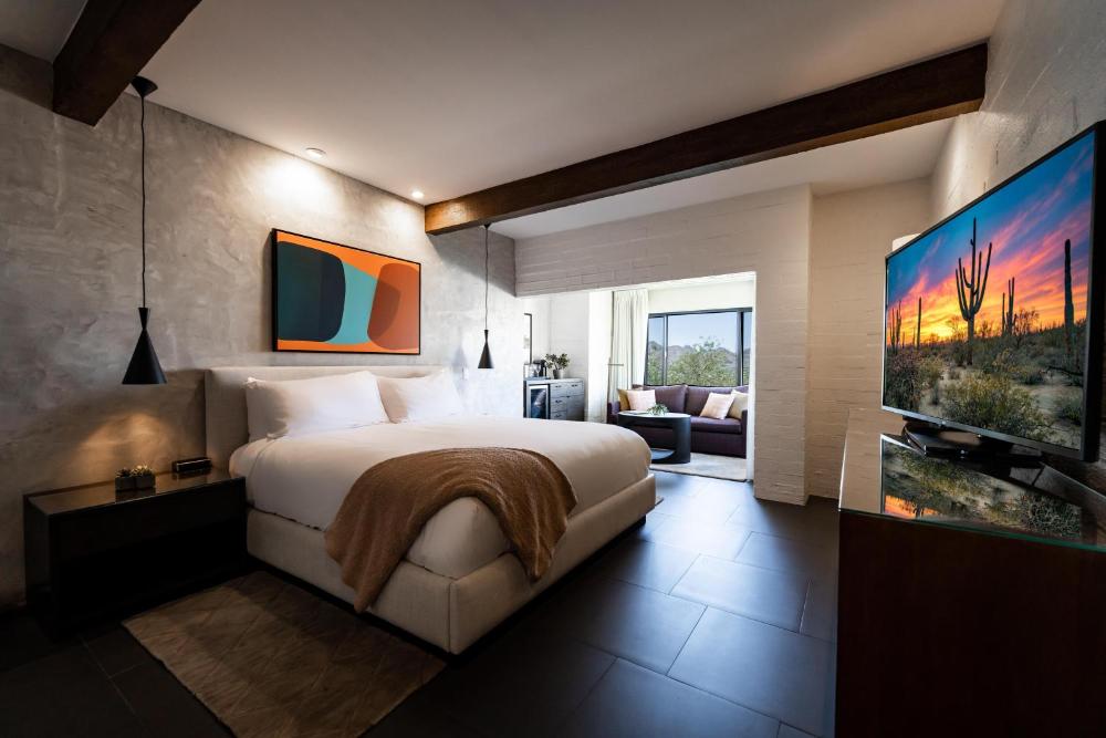 Mountain Casita King interior